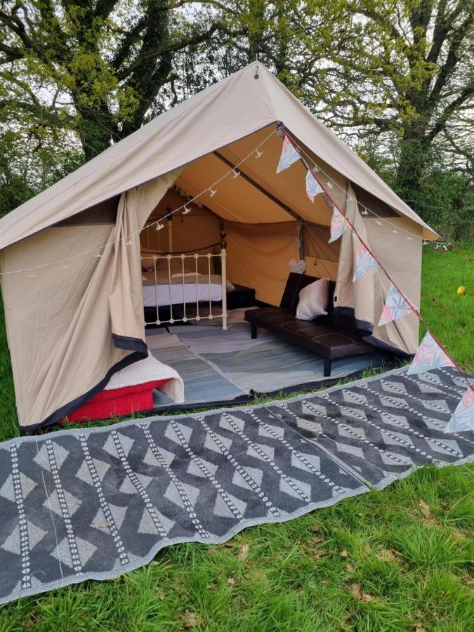 Glamping In Style, Prospector Tent Crawley (West Sussex) Exterior foto